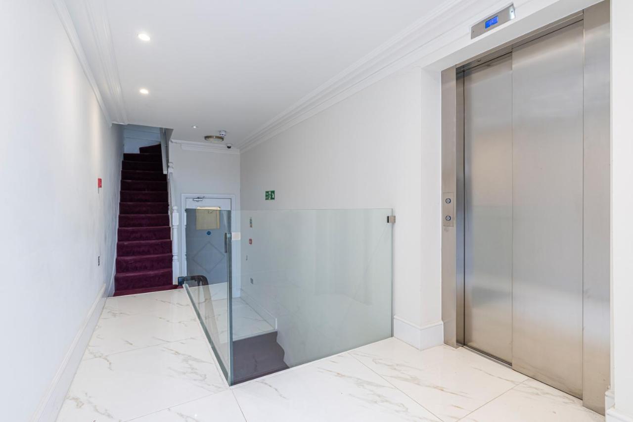 Modern Apartments Near Harrods And The Science Museum London Exterior photo