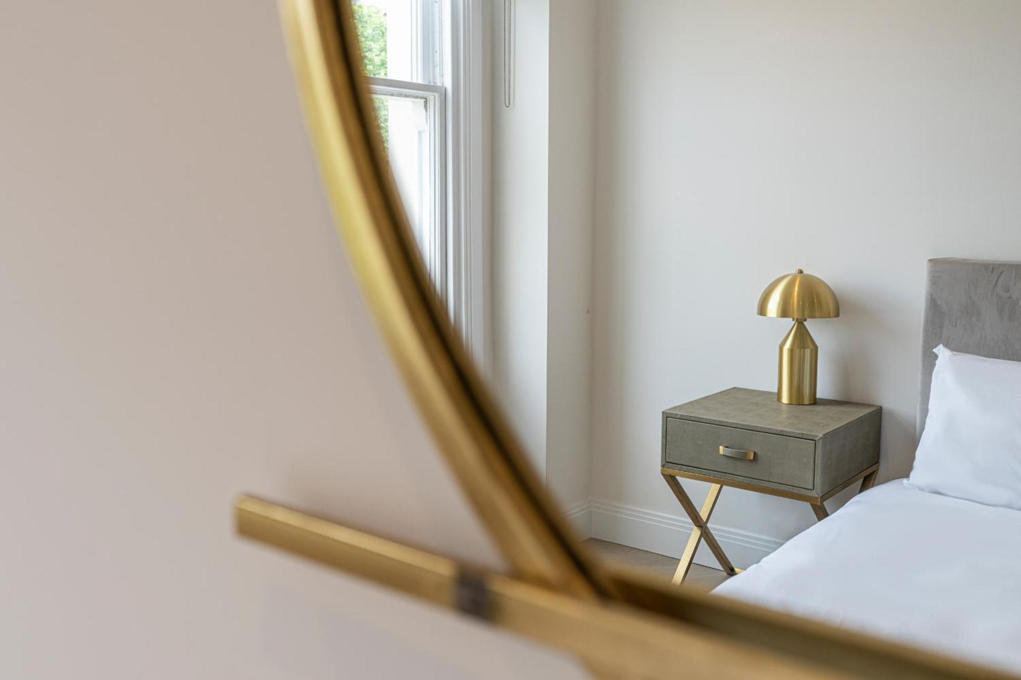 Modern Apartments Near Harrods And The Science Museum London Room photo